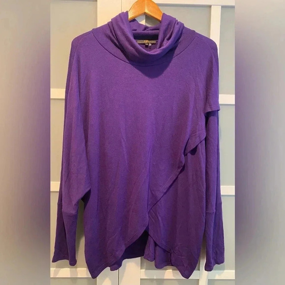 GJB New York Women’s Gorgeous Purple Cowlneck Fall/Winter Poncho Sweater Wrap Lg - Picture 2 of 8